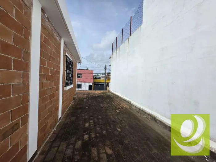 Casa de 2 niveles en venta en Kaminal Juyú II, zona 7 — Casa en Venta en Kaminaljuyú, Zona 7, Guatemala, Ciudad — foto 3 de 11