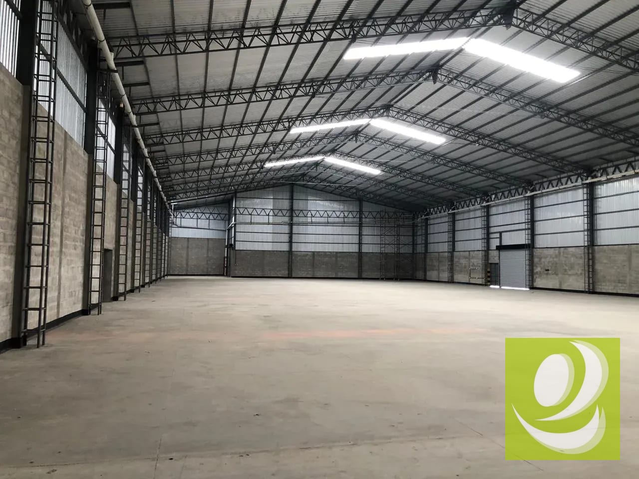 Se Renta Nave Industrial Carretera a Occidente del País — Bodega / Ofibodega en Alquiler en San Andrés Itzapa, Chimaltenango — foto 8 de 8