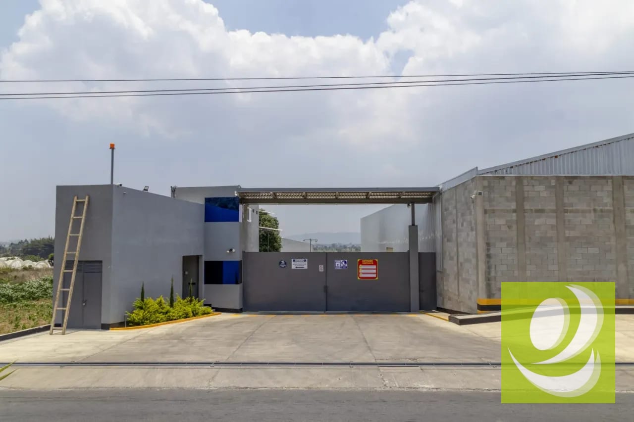 Se Renta Bodega Industrial Carretera a Occidente del País — Bodega / Ofibodega en Alquiler en San Andrés Itzapa, Chimaltenango — foto 1 de 7