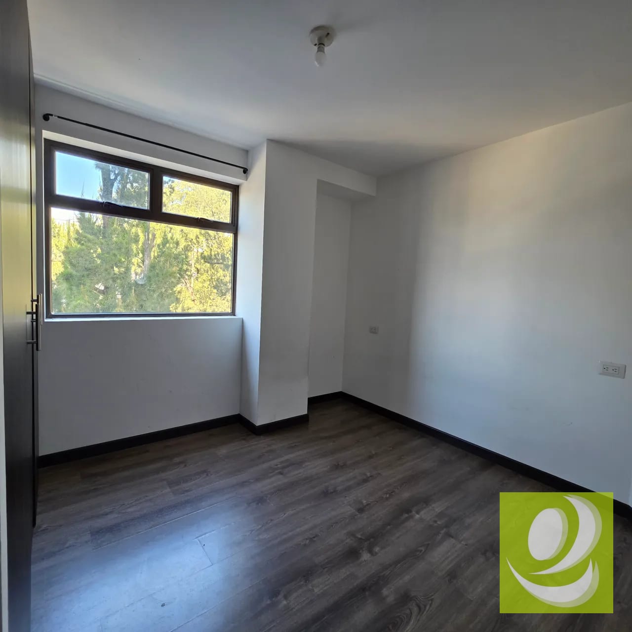 Apartamento en Venta en Edificio Di Fiori Zona 7 — Apartamento en Venta en Di Fiori, Zona 7, Guatemala, Ciudad — foto 5 de 10