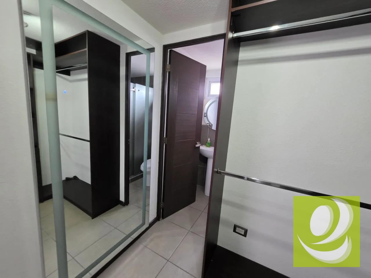 Apartamento con Linea Blanca en Alquiler en Zona 12 Santa Elisa — Apartamento en Alquiler en Torre Santa Elisa, Zona 12, Guatemala, Ciudad — foto 7 de 11