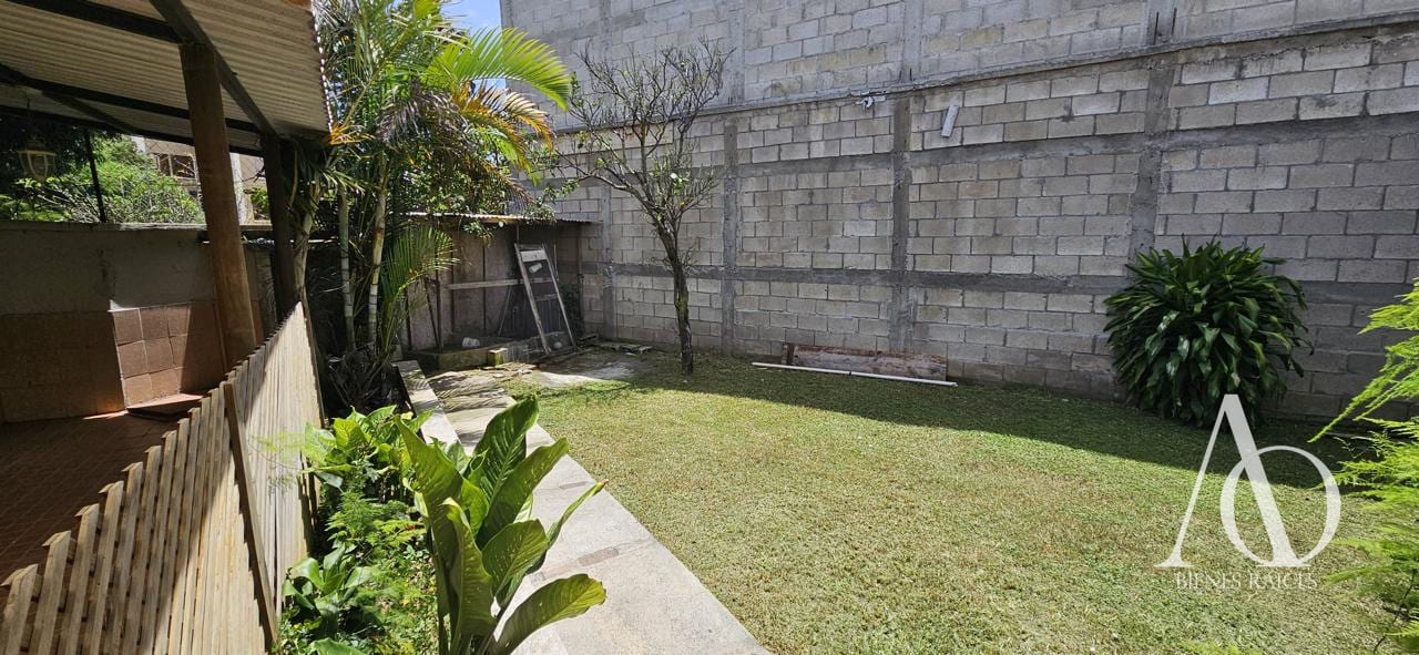 Casa en Venta en Balcones de San Cristóbal, zona 8 de Mixco / EN DIRECTO — Casa en Venta en Zona 8 Mixco, Guatemala, Ciudad — foto 17 de 17