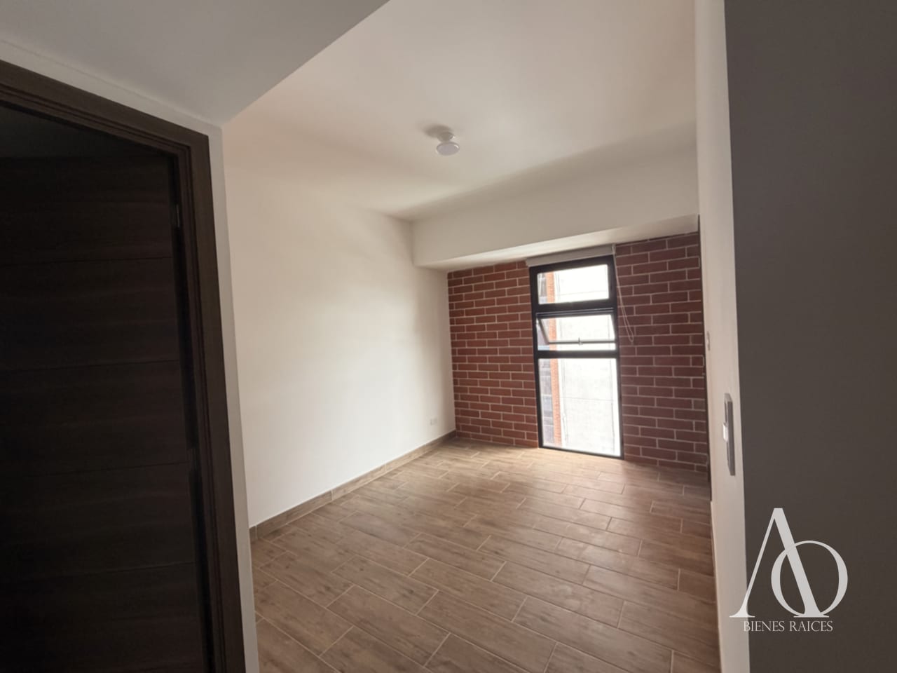 Apartamento en Alquiler Edificio Modra, zona 4 N10 / EN DIRECTO t2 — Apartamento en Alquiler en Modra, Zona 4, Guatemala, Ciudad — foto 10 de 15