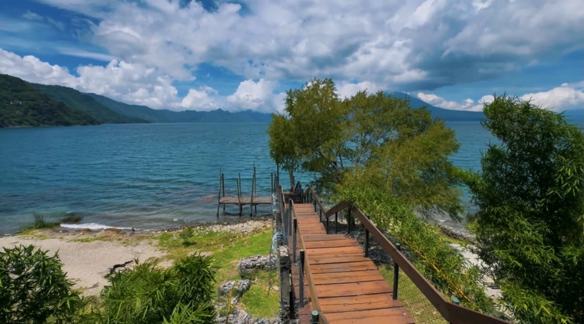 La Cañada de Atitlan, Espectacular propiedad en venta en la mejor ubicación y urbanización de Panajachel. — Casa vacacional en Venta en Panajachel, Sololá — foto 6 de 17