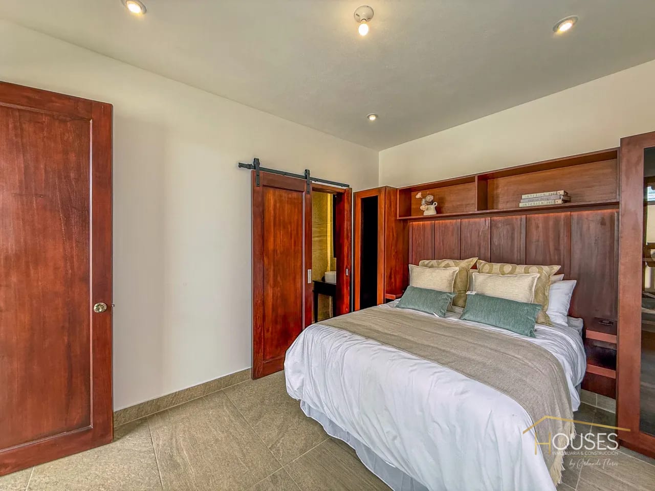 Vendo Casa en Los Franciscanos Club Residencial, Ciudad vieja — Casa en Venta en Ciudad Vieja, Sacatepéquez — foto 8 de 12