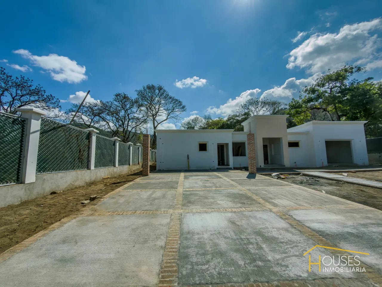Vendo Casa en San Juan del Obispo, Sacatepéquez — Casa en Venta en Antigua, Sacatepéquez — foto 1 de 17