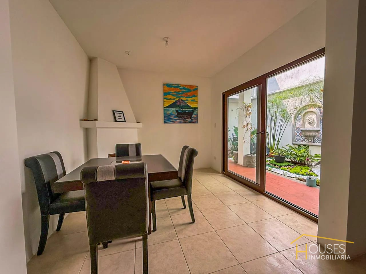 Rento Casa en Paseo San Lorenzo, San Lorenzo el Cubo — Casa en Alquiler en Ciudad Vieja, Sacatepéquez — foto 4 de 15
