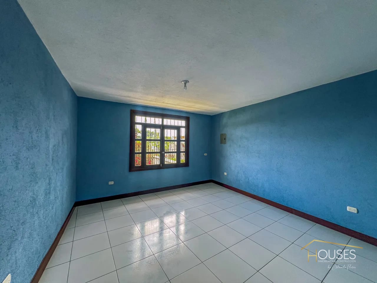 Rento Casa en San Pedro las Huertas, Antigua G. — Casa en Alquiler en San Pedro Las Huertas, Antigua, Sacatepéquez — foto 10 de 16