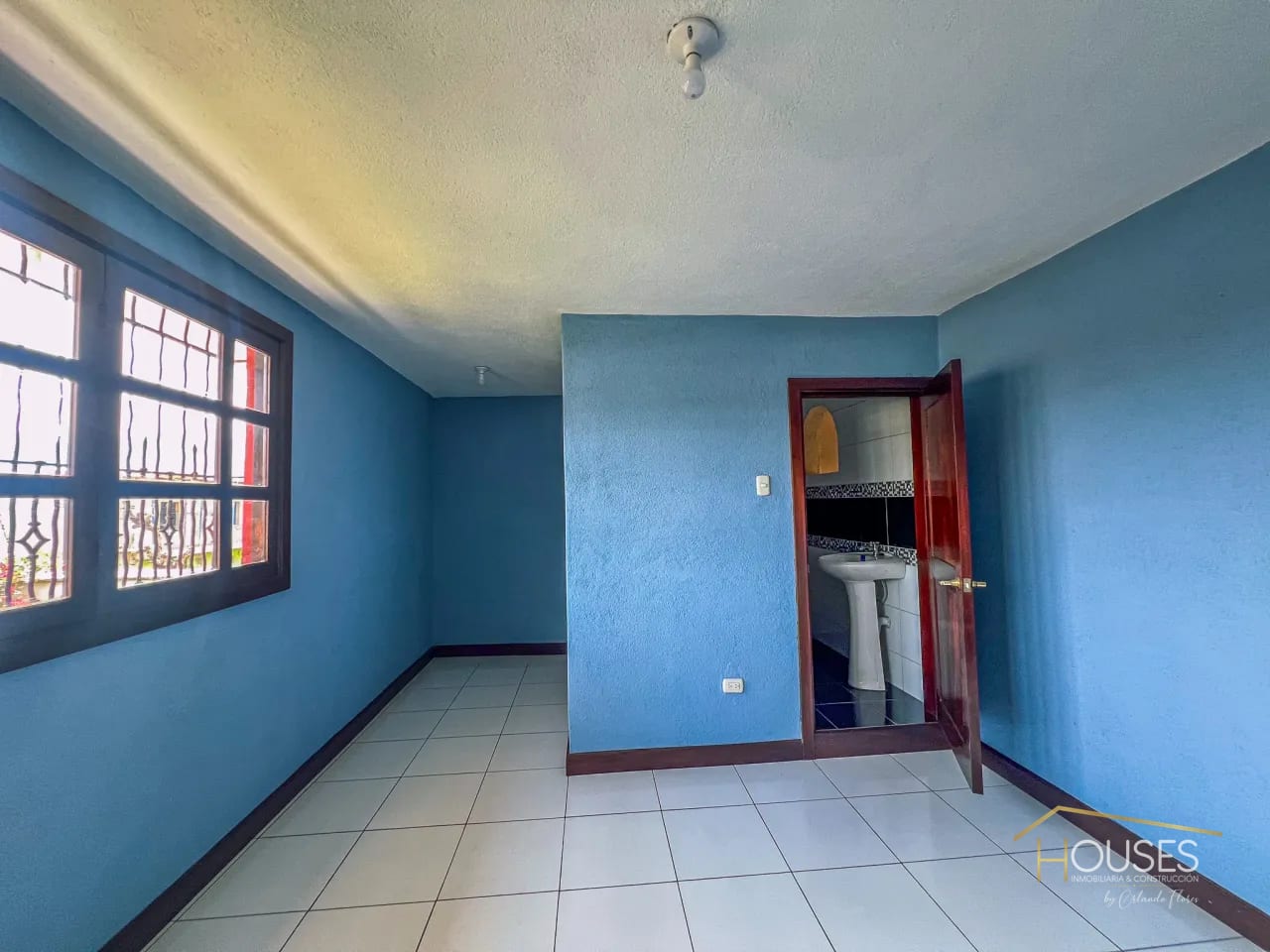 Rento Casa en San Pedro las Huertas, Antigua G. — Casa en Alquiler en San Pedro Las Huertas, Antigua, Sacatepéquez — foto 11 de 16