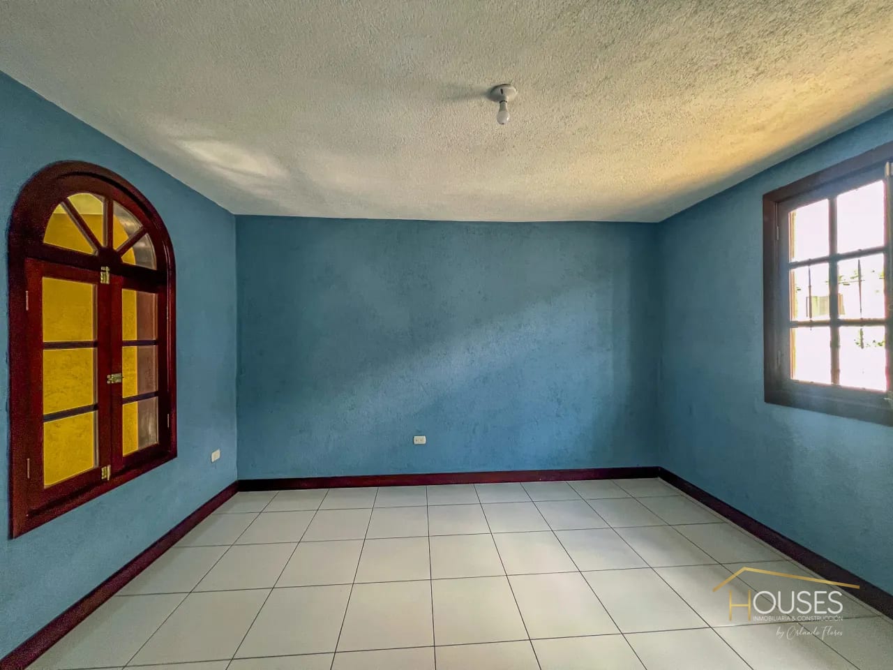 Rento Casa en San Pedro las Huertas, Antigua G. — Casa en Alquiler en San Pedro Las Huertas, Antigua, Sacatepéquez — foto 14 de 16