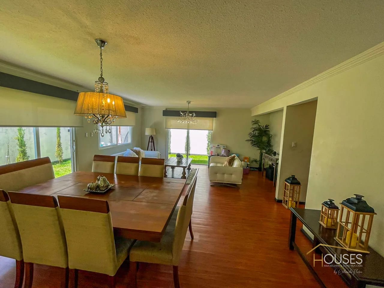 Vendo Casa en Las Luces del Encinal, Zona 7 Mixco — Casa en Venta en El Encinal, Zona 7 Mixco, Guatemala, Ciudad — foto 7 de 16