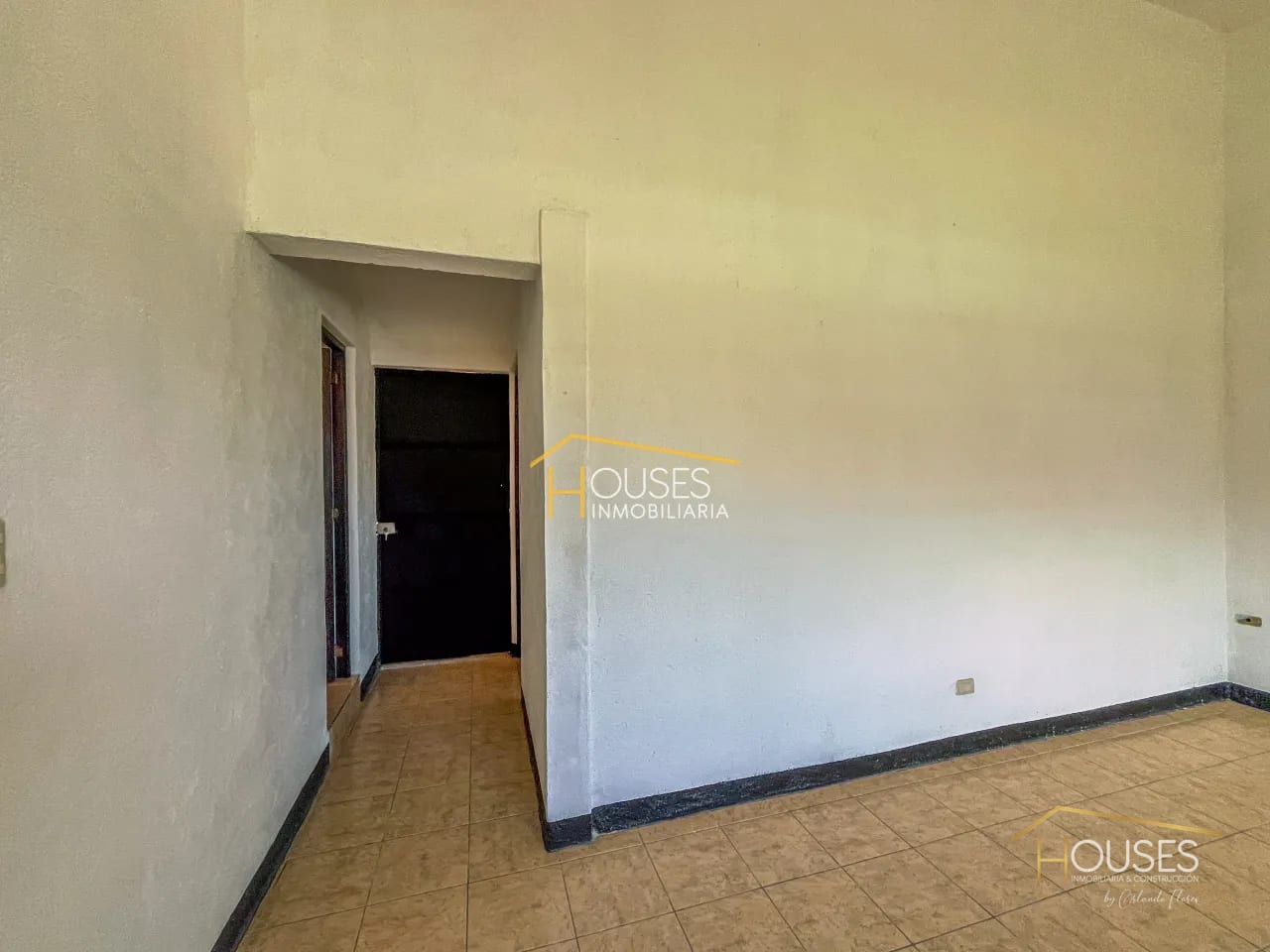 Vendo Casa en San Pedro las Huertas, Antigua Guatemala — Casa en Venta en San Pedro Las Huertas, Antigua, Sacatepéquez — foto 14 de 16