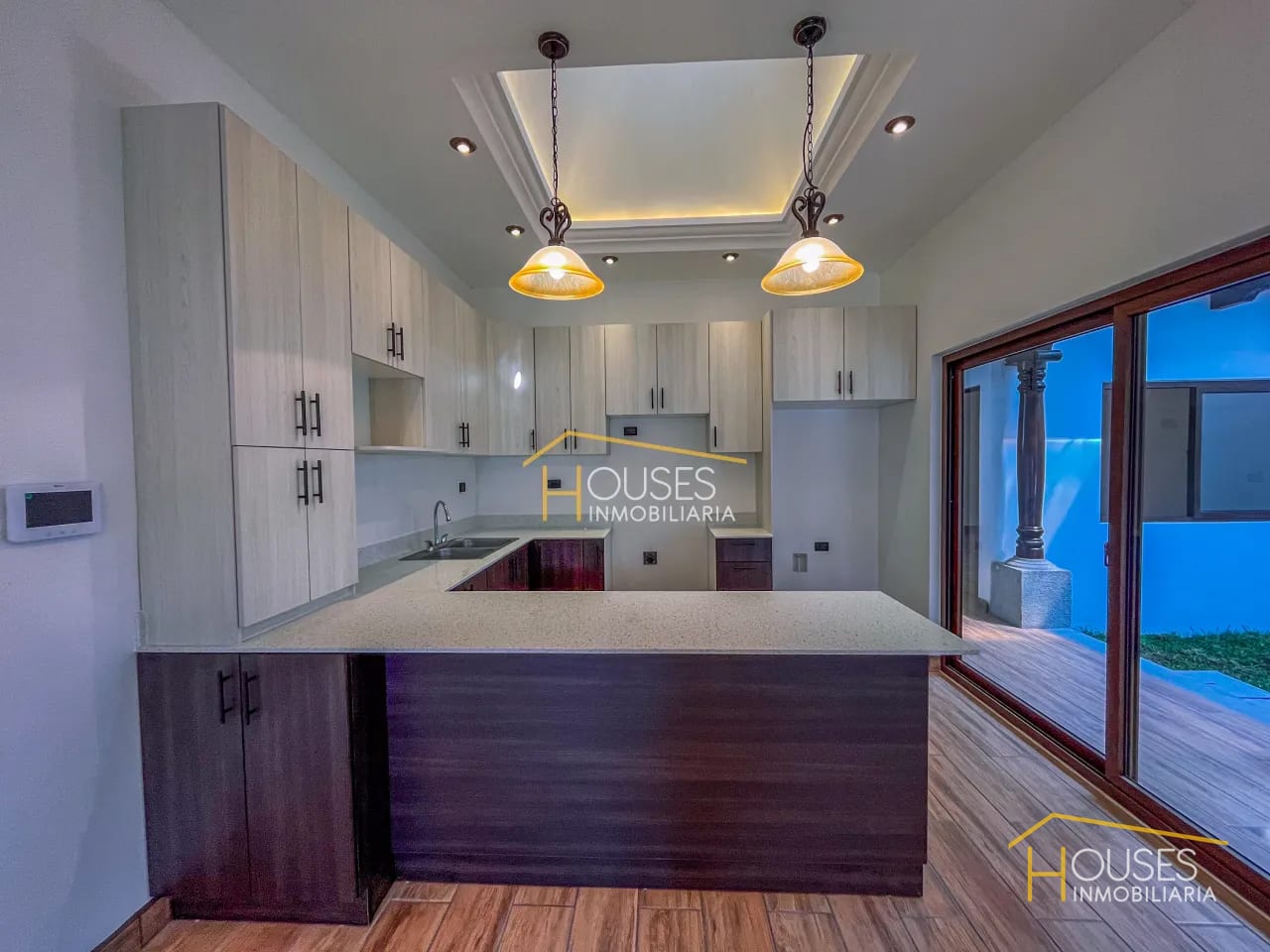 Vendo Casa en Antigua Gardens, Alotenango — Casa en Venta en Antigua Gardens, Alotenango, Sacatepéquez — foto 2 de 12