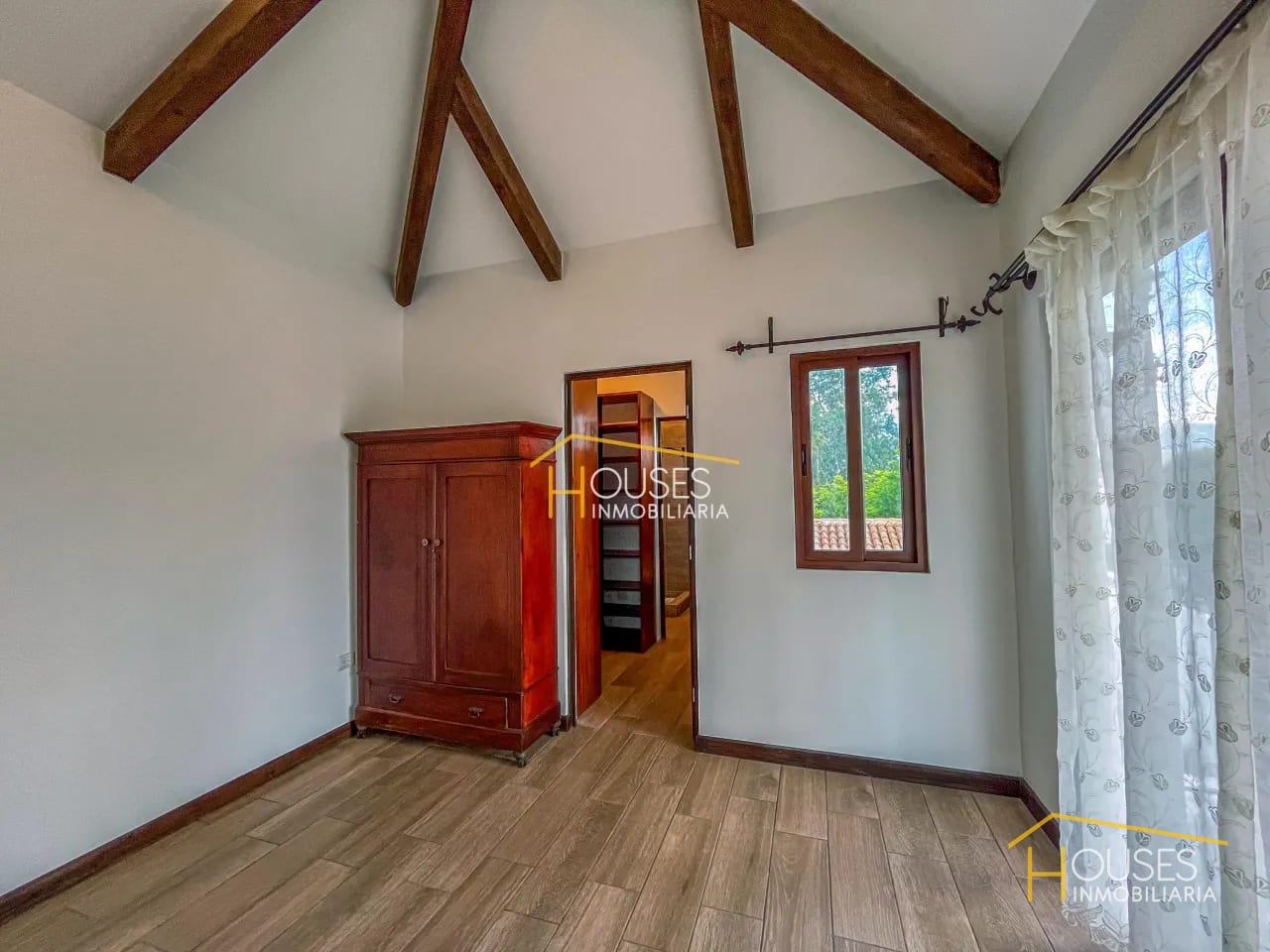 Vendo Casa en Condominio Santa Delfina, San Pedro las Huertas — Casa en Venta en Santa Delfina, Antigua, Sacatepéquez — foto 8 de 10