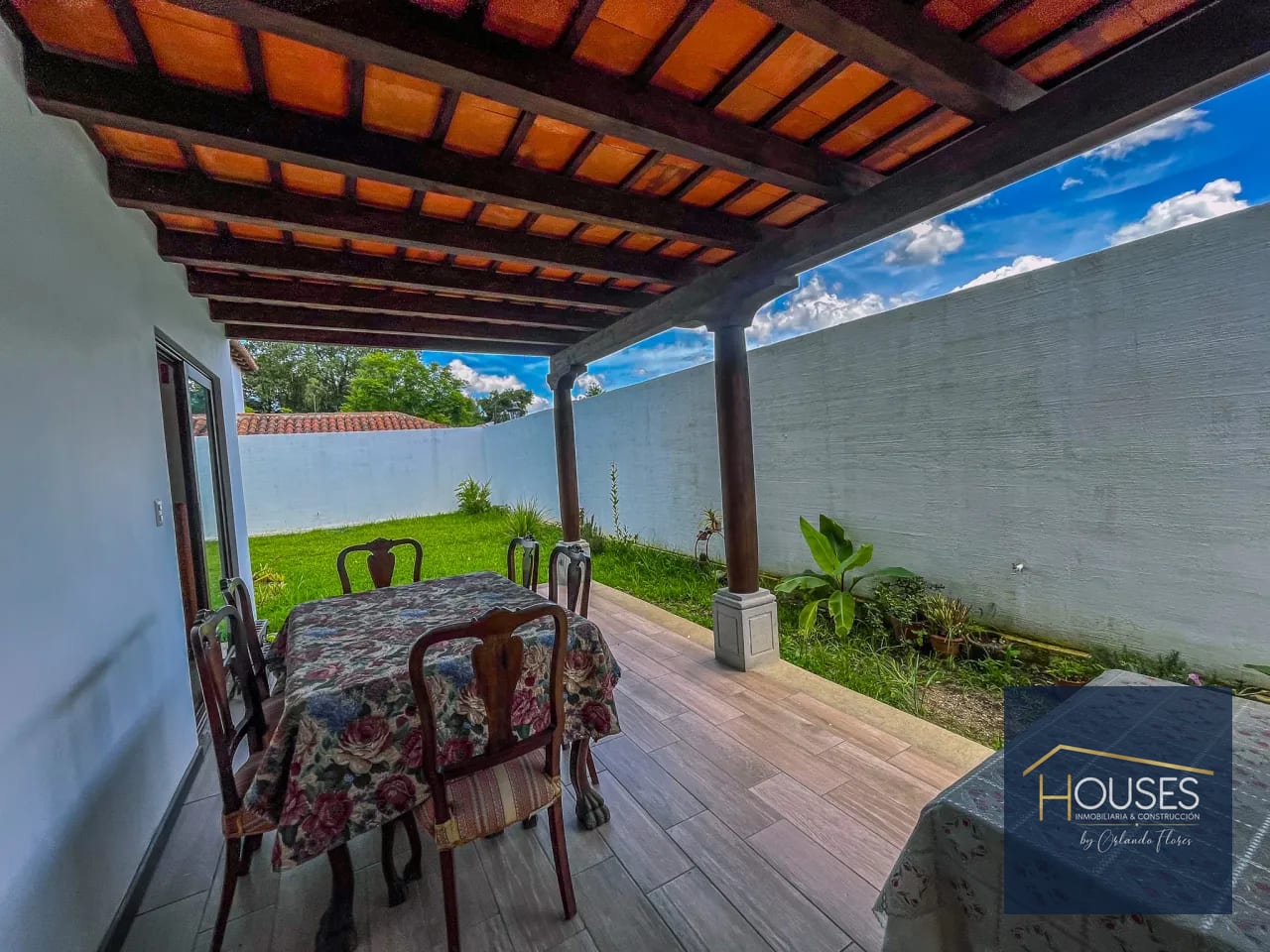 Vendo Casa en Condominio Santa Delfina, San Pedro las Huertas — Casa en Venta en Santa Delfina, Antigua, Sacatepéquez — foto 6 de 16