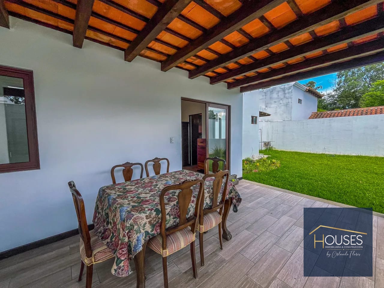Vendo Casa en Condominio Santa Delfina, San Pedro las Huertas — Casa en Venta en Santa Delfina, Antigua, Sacatepéquez — foto 7 de 16