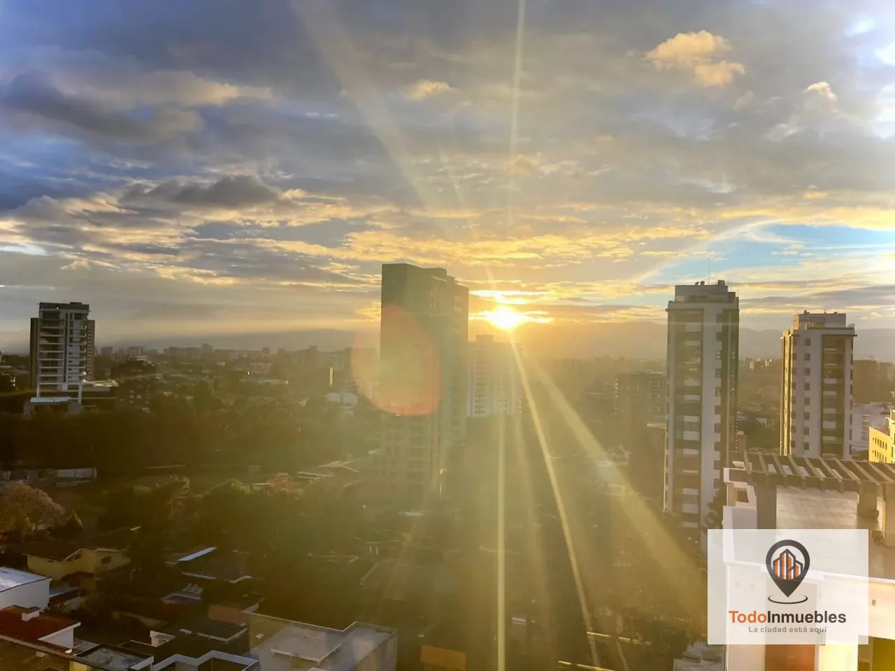 Apartamento Penthouse en Renta en zona 15 vh1 — Apartamento en Alquiler en Vista Hermosa I, Zona 15, Guatemala, Ciudad — foto 2 de 14
