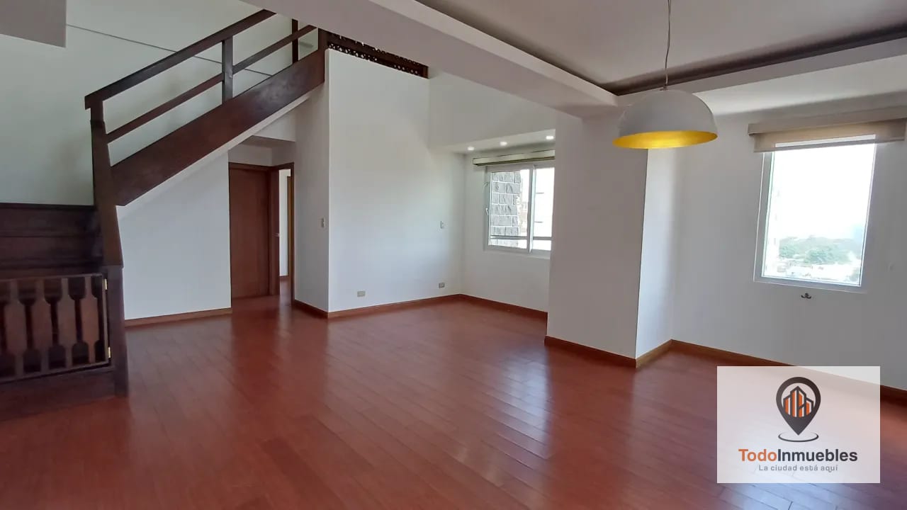 Apartamento Penthouse en Venta en Jardines de la Floresta z7 — Apartamento en Venta en Jardines de la Floresta, Zona 7, Guatemala, Ciudad — foto 1 de 17