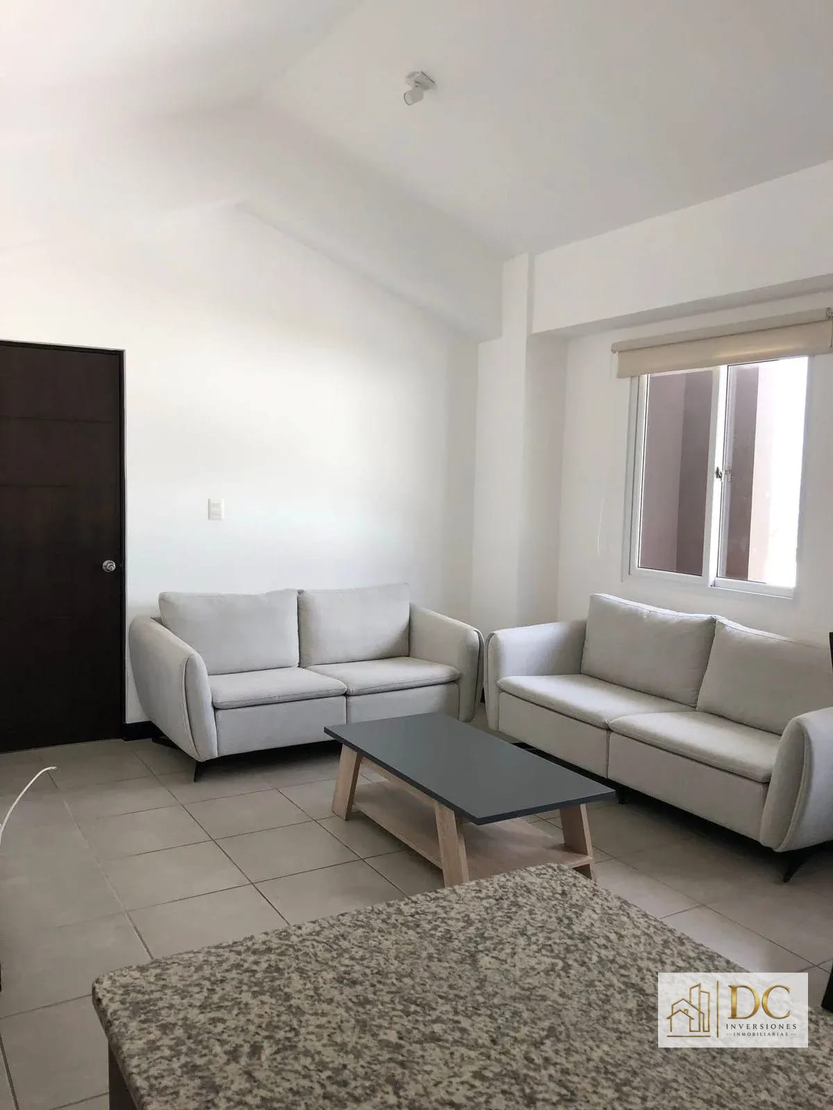 📍APARTAMENTO AMUEBLADO EN RENTA – 2 HAB + ESTUDIO | HEXA 16 | ZONA 16 — Apartamento en Alquiler en Hexa Cañada 16, Zona 16, Guatemala, Ciudad — foto 2 de 17