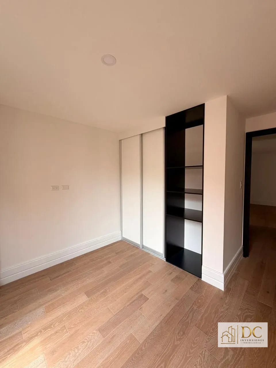 đ APARTAMENTO EN RENTA â 3 HAB + WALK-IN CLĂSET | EDIFICIO CĂNTRICO | ZONA 5 â Apartamento en Alquiler en CĂ©ntrico, Zona 5, Guatemala, Ciudad â foto 8 de 13