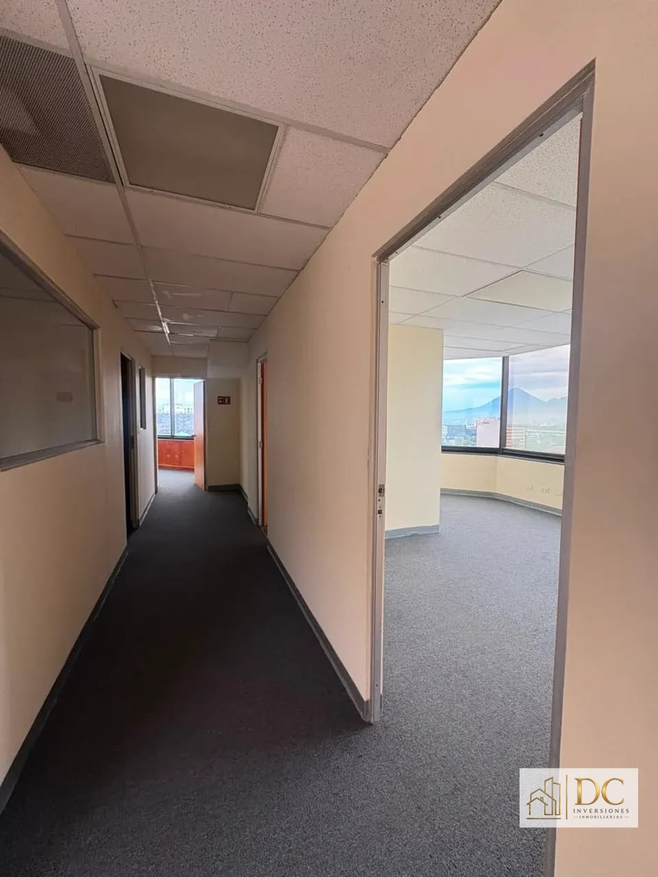 📍 OFICINA EN RENTA – 892 M² + VISTA PANORÁMICA | MURANO CENTER | ZONA 10 — Oficina en Alquiler en Murano Center, Zona 10, Guatemala, Ciudad — foto 4 de 12