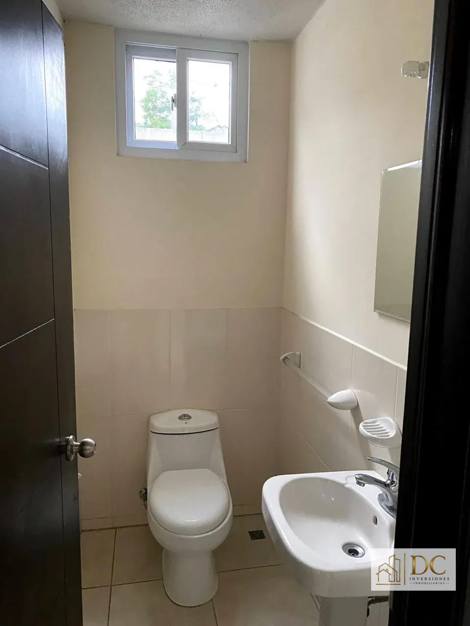 📍 CASA EN RENTA – 3 HAB + JARDÍN | LAS FLORES | KM. 14.5 CAES — Casa en Alquiler en Carretera a El Salvador, Guatemala, Ciudad — foto 8 de 9