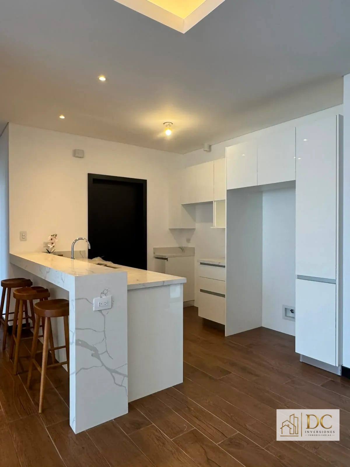 đ Apartamento en Renta â 2 Hab + BalcĂłn | Lirios CayalĂĄ | Zona 16 â Apartamento en Alquiler en Lirios de CayalĂĄ I, Zona 16, Guatemala, Ciudad â foto 2 de 11