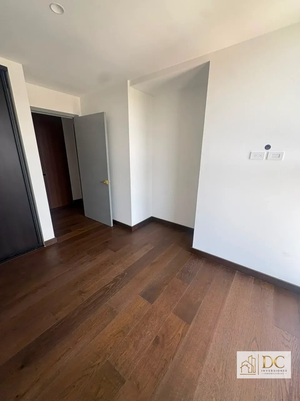 đ Apartamento en Renta â 3 Hab + LĂnea Blanca + Nivel Alto | Atarah | Zona 10 â Apartamento en Alquiler en Atarah, Zona 10, Guatemala, Ciudad â foto 5 de 15