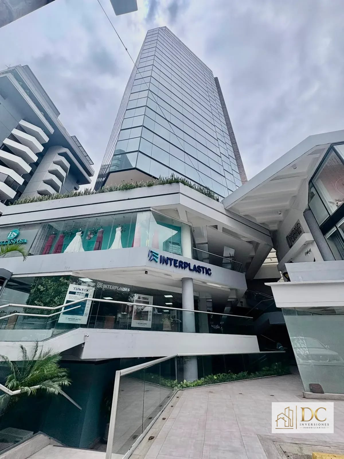 📍 Oficina en Renta – 86 M² | Murano Center | Zona 10 — Oficina en Alquiler en Murano Center, Zona 10, Guatemala, Ciudad — foto 1 de 9