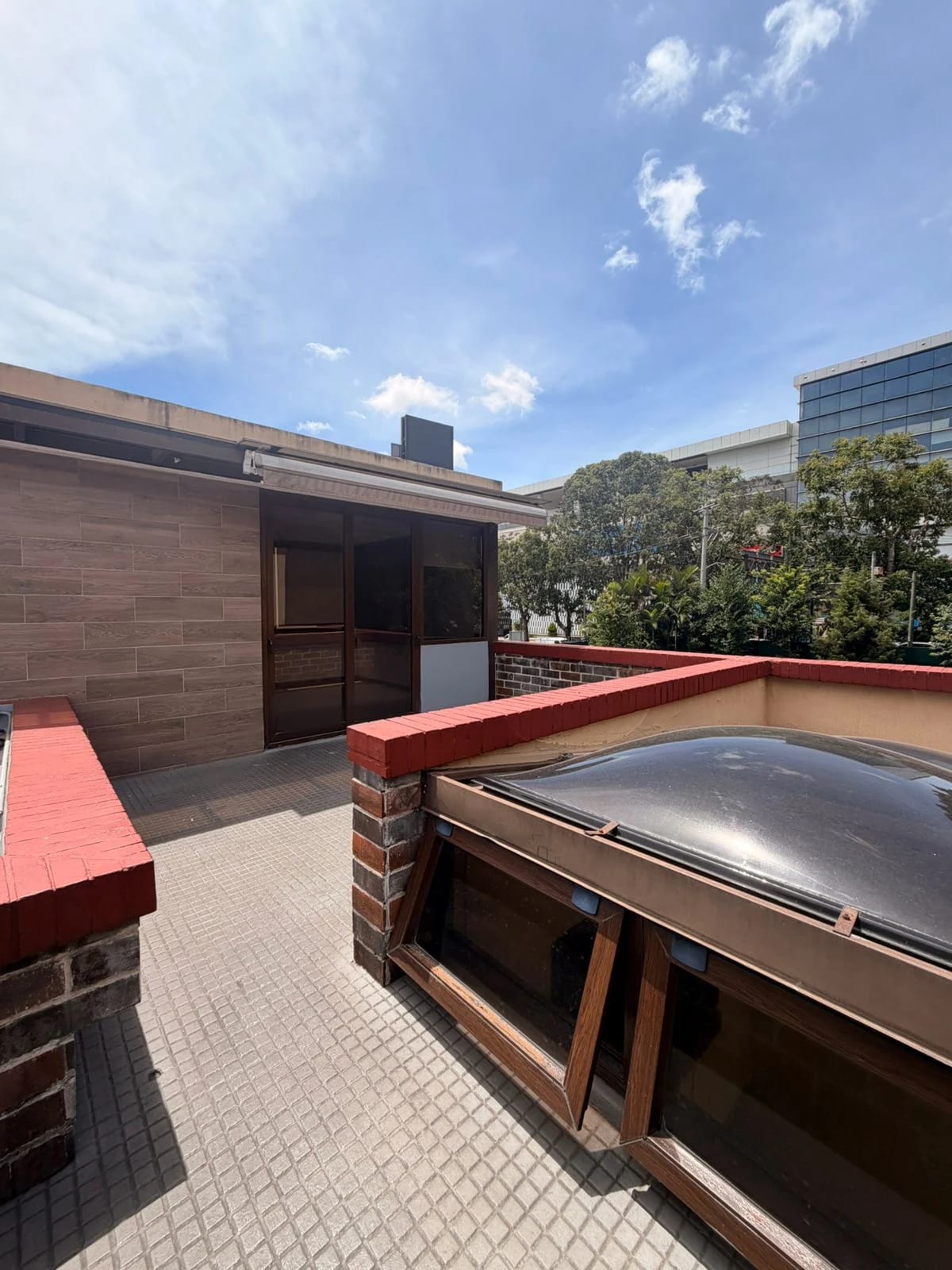 casa en Alquiler zona 10 — Casa en Alquiler en Zona 10, Guatemala, Ciudad — foto 8 de 11
