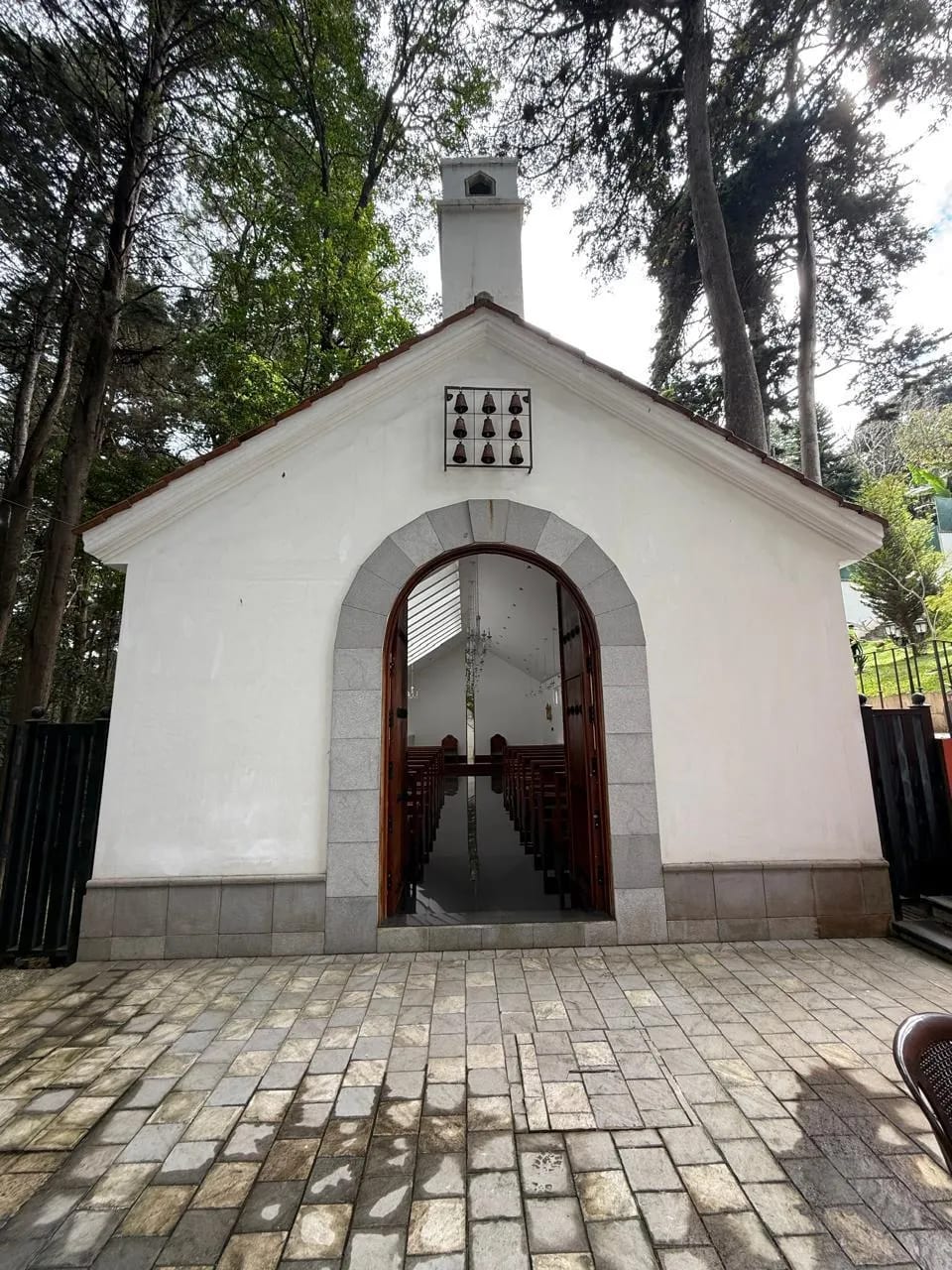 Hotel ubicado en el encinal zona 7Mixco. — Edificio en Venta en El Encinal, Zona 7 Mixco, Guatemala, Ciudad — foto 13 de 15