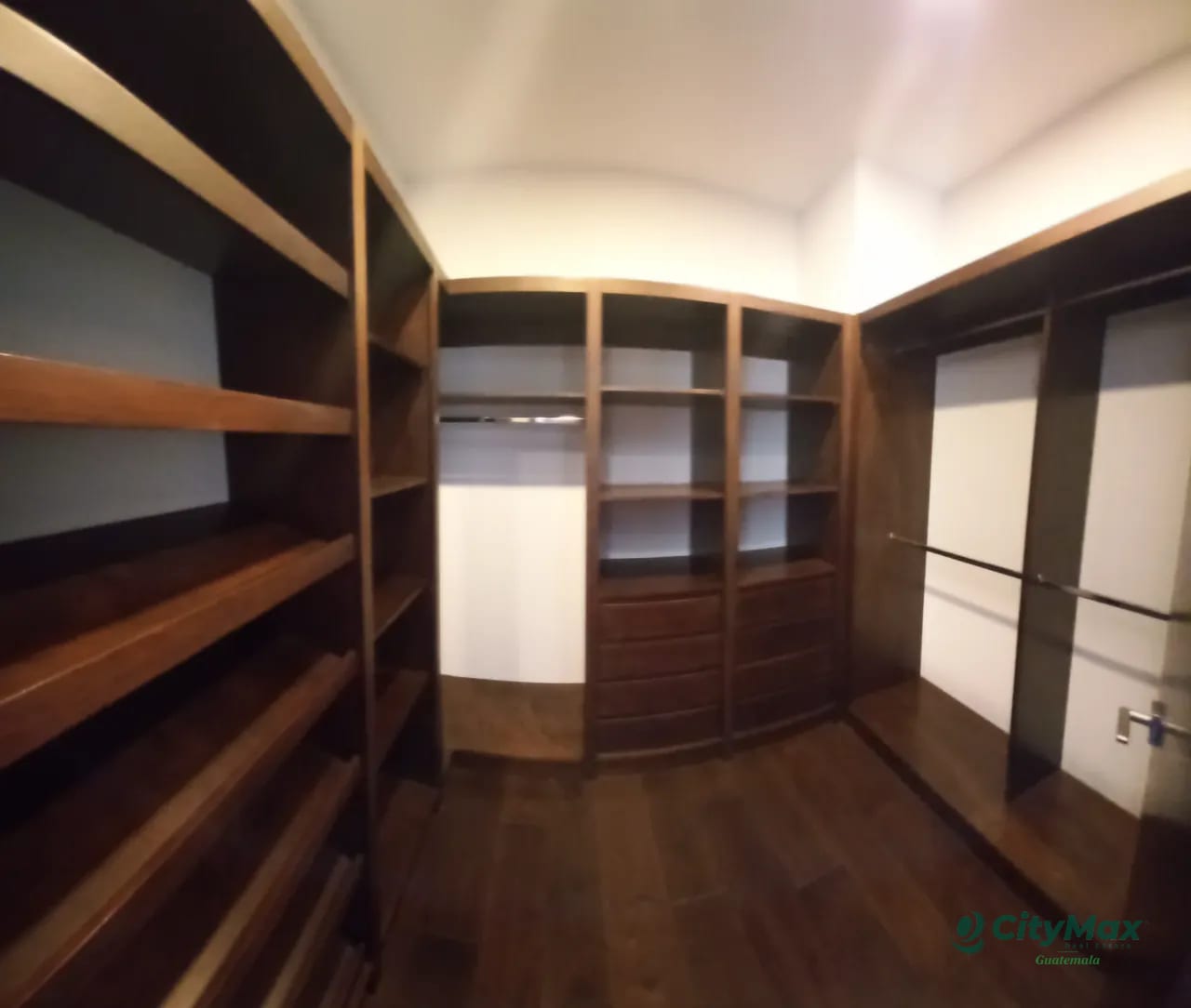Apartamento en venta o Alquiler en zona 14 Guatemala — Apartamento en Venta en Echo, Zona 14, Guatemala, Ciudad — foto 3 de 10