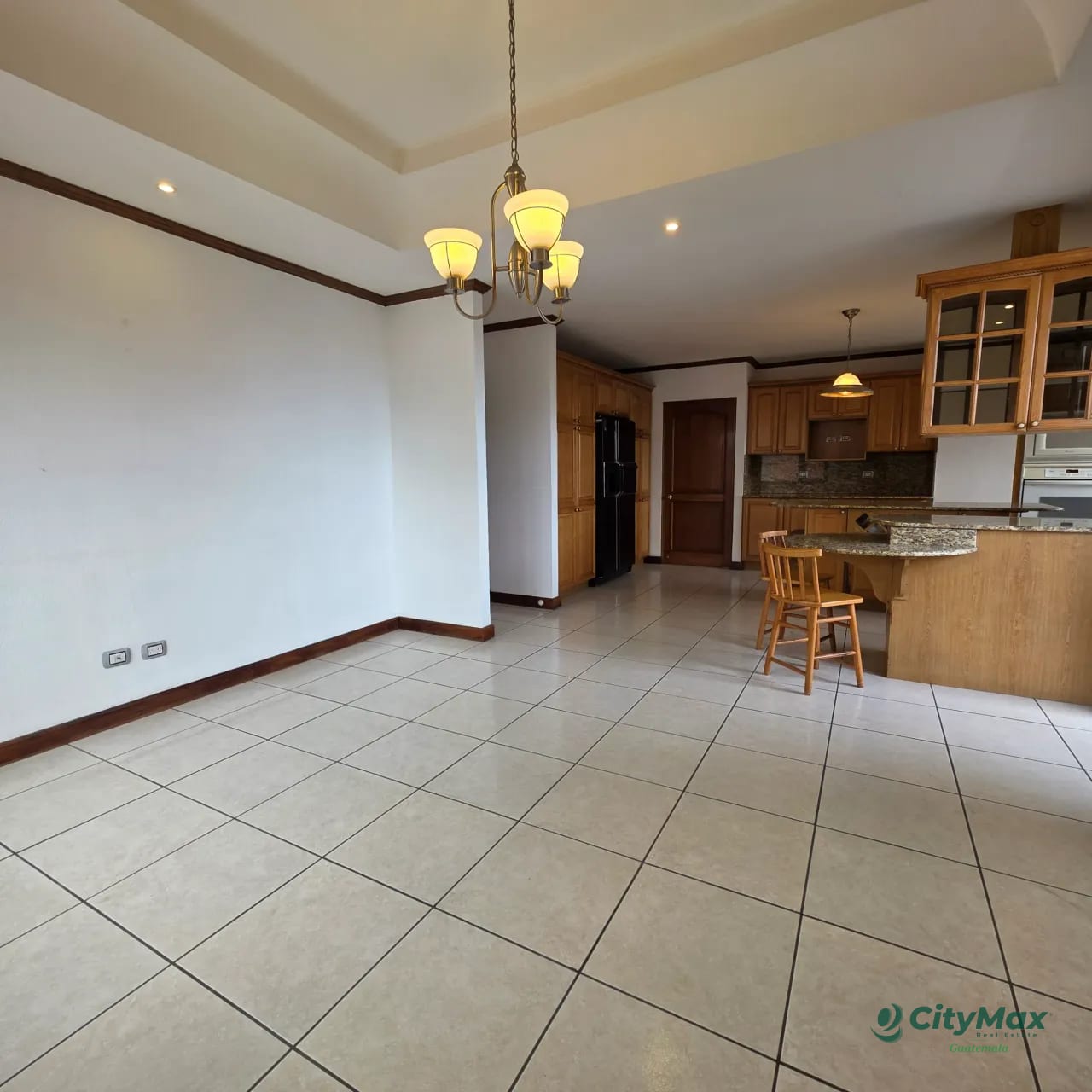Penthouse en Venta zona 10 cerca de La Estación — Apartamento en Venta en Torre Castelar, Zona 10, Guatemala, Ciudad — foto 3 de 16