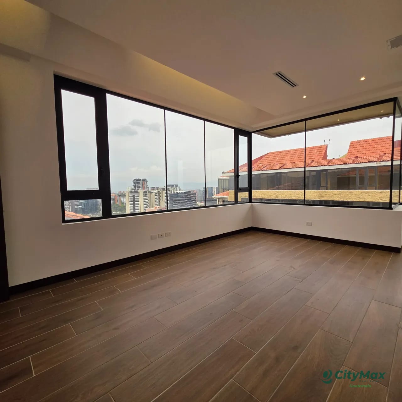PentHouse en Venta en Oakland Zona 10 Guatemala — Apartamento en Venta en Oakland I, Zona 10, Guatemala, Ciudad — foto 2 de 16
