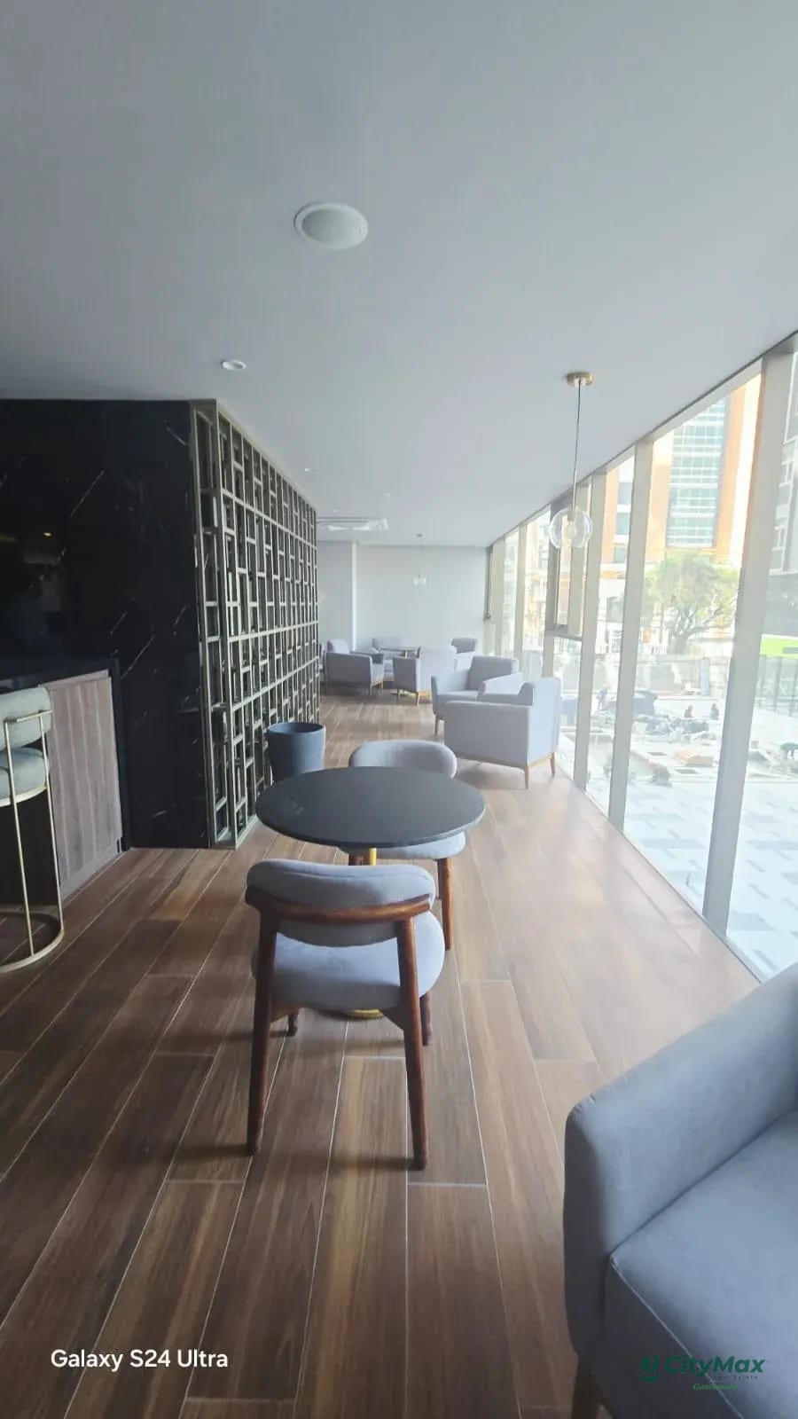 Apartamento en Renta o Venta en Zona 10 Ciudad de Guatemala. — Apartamento en Venta en Atarah, Zona 10, Guatemala, Ciudad — foto 5 de 6