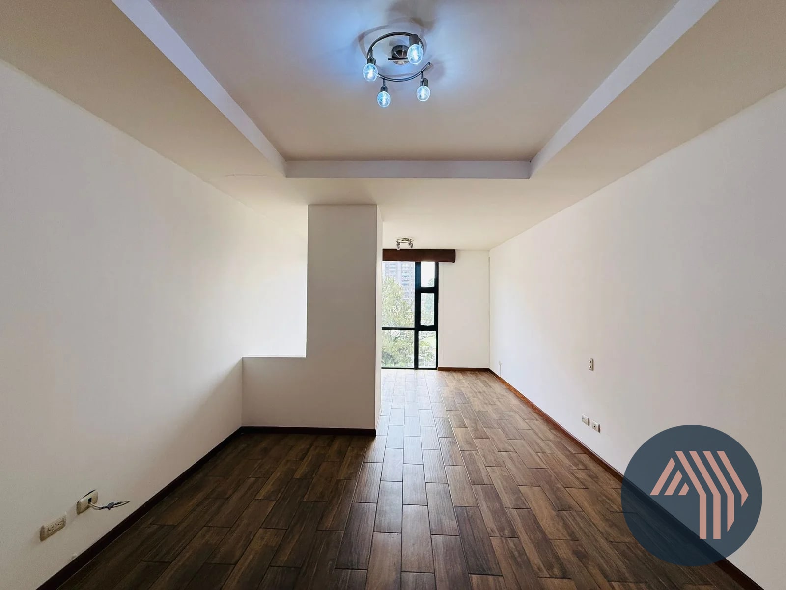 ALQUILER DE CÉNTRICO Y LINDO APARTAMENTO - TORRE DEL VALLE, ZONA 10 - 9