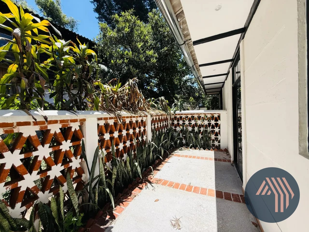 ALQUILER DE LINDO APARTAMENTO DENTRO DEL CASCO - ANTIGUA GUATEMALA — Apartamento en Alquiler en Antigua, Sacatepéquez — foto 5 de 9