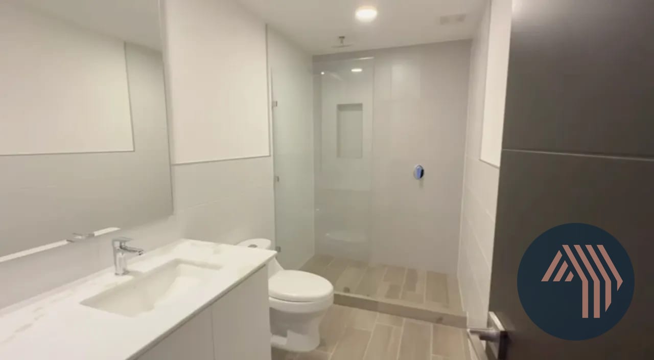 Alquiler de Lindo Apartamento - Plaza Segheria, Zona 14 — Apartamento en Alquiler en Segheria, Zona 14, Guatemala, Ciudad — foto 9 de 16