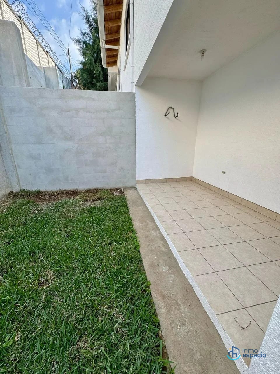 Casa en alquiler en Condominio San Mateo, Boulevard Acatán Zona 16 - 4