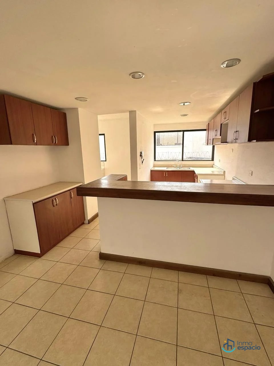 Casa en alquiler en Condominio San Mateo, Boulevard Acatán Zona 16 - 12