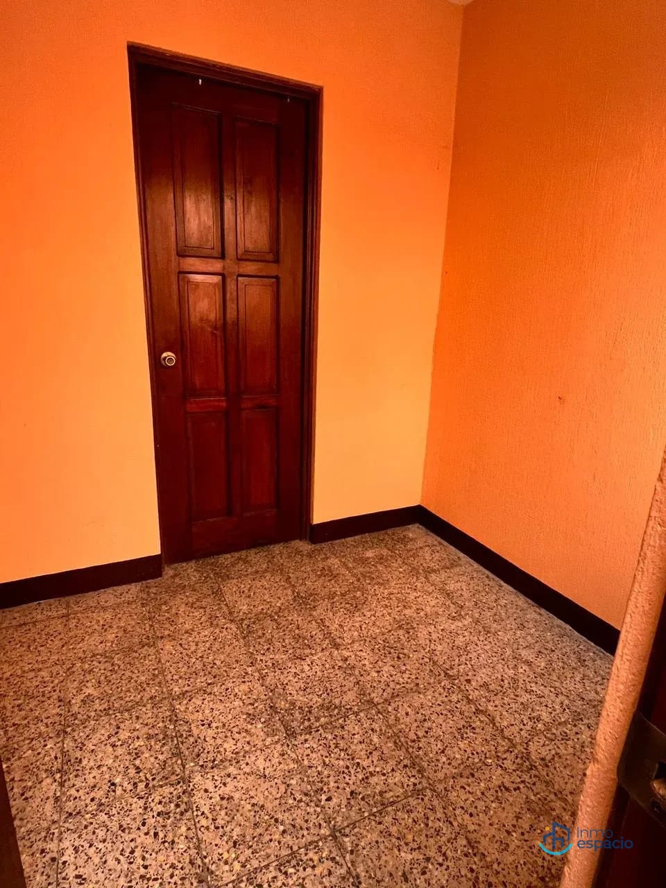 Casa en venta en San Cristóbal — Casa en Venta en Zona 8 Mixco, Guatemala, Ciudad — foto 4 de 17
