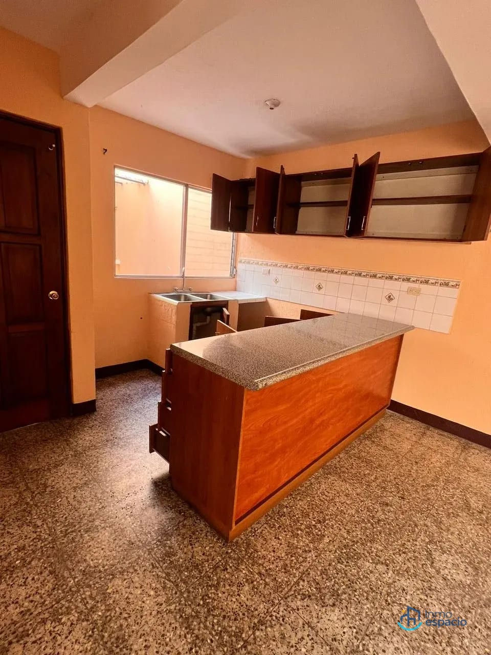 Casa en venta en San Cristóbal — Casa en Venta en Zona 8 Mixco, Guatemala, Ciudad — foto 5 de 17