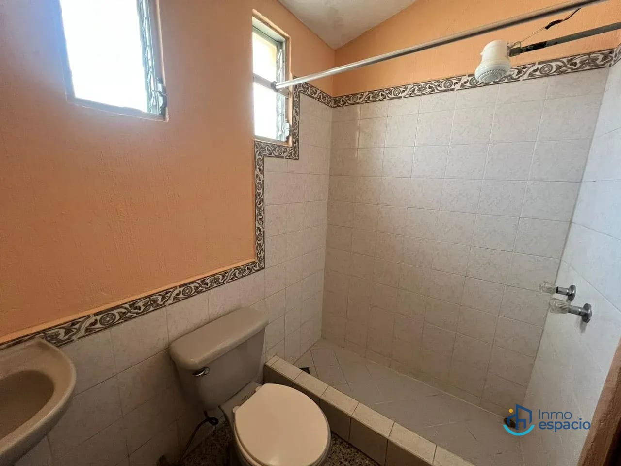 Casa en venta en San Cristóbal — Casa en Venta en Zona 8 Mixco, Guatemala, Ciudad — foto 12 de 17