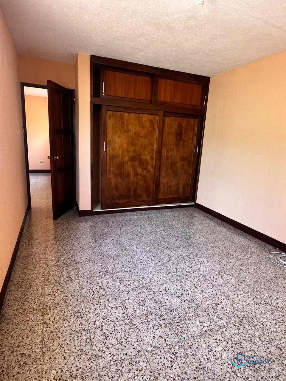 Casa en venta en San Cristóbal — Casa en Venta en Zona 8 Mixco, Guatemala, Ciudad — foto 11 de 17
