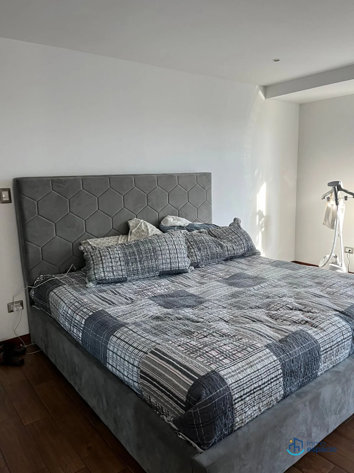 Apartamento amueblado en venta en Vila Flor, Zona 16 - 17