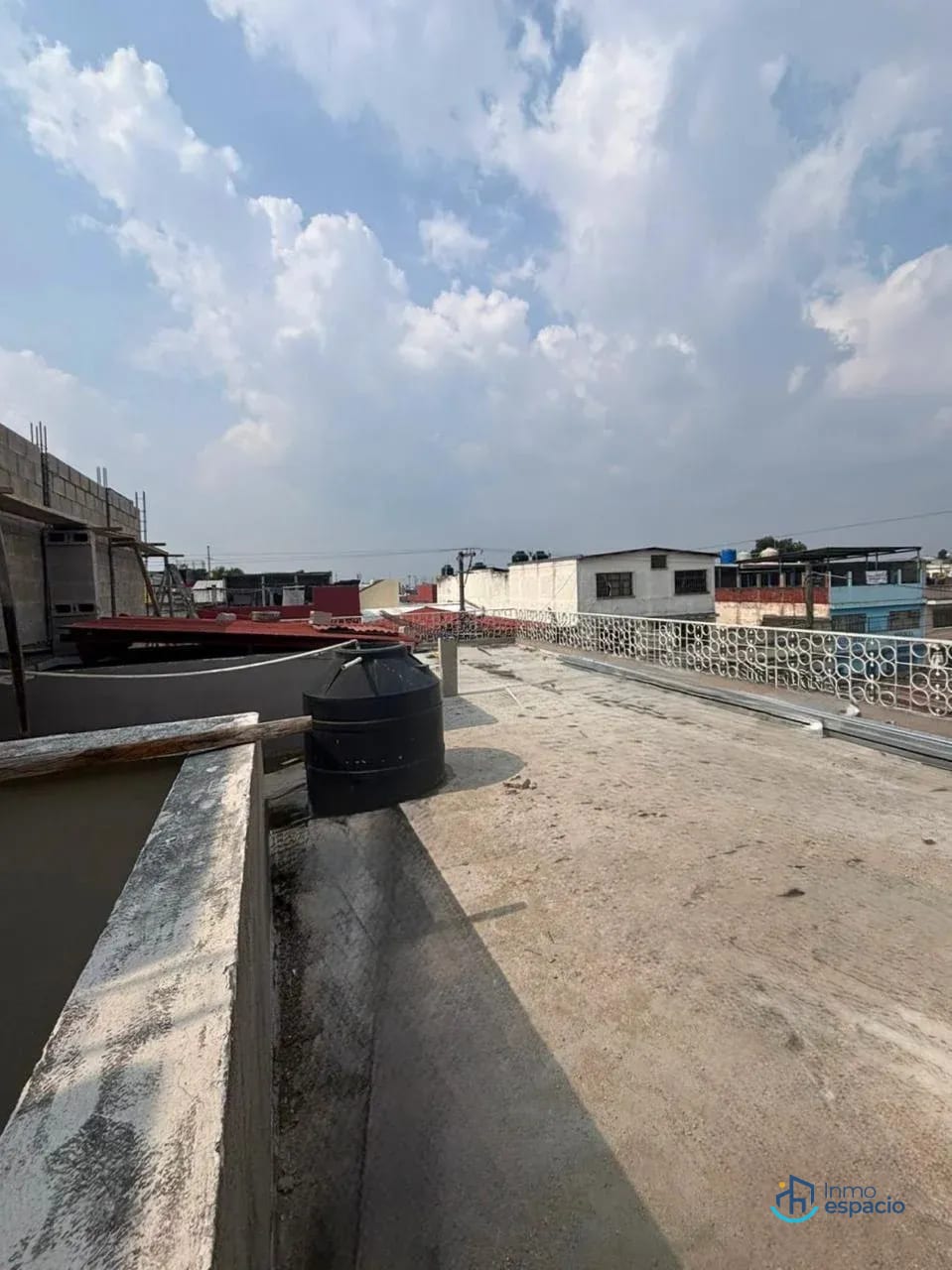 Bodega en alquiler o venta ubicada en Zona 1, Ciudad de Guatemala, sector Mercado de las Flores — Bodega / Ofibodega en Venta en Zona 1, Guatemala, Ciudad — foto 2 de 17