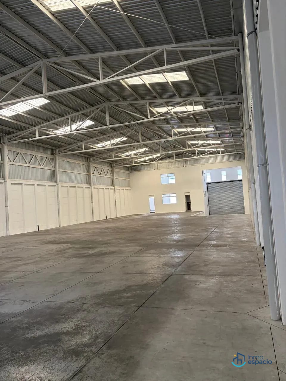 Bodega en renta - Zona 4 de Mixco, — Bodega / Ofibodega en Alquiler en Zona 4 Mixco, Guatemala, Ciudad — foto 3 de 16