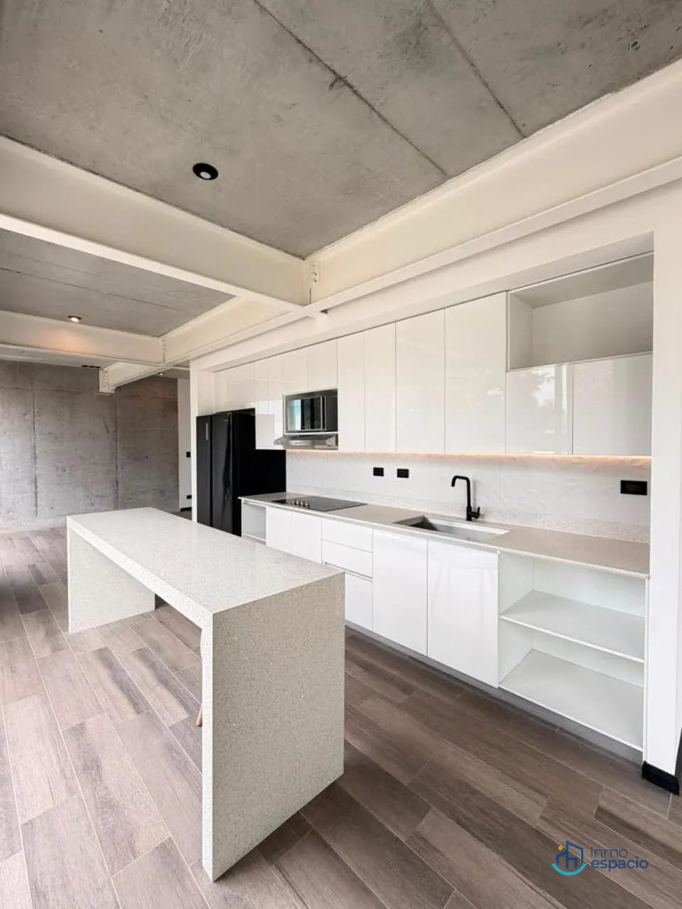 🏢 APARTAMENTO EN ALQUILER – EDIFICIO SYNC, ZONA 15 — Apartamento en Alquiler en Zona 15, Guatemala, Ciudad — foto 6 de 17