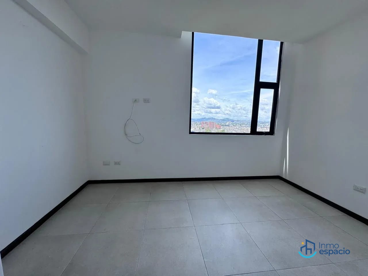Apartamento en Alquiler | Zona 10 Ciudad Vieja — Apartamento en Alquiler en Ciudad Vieja, Zona 10, Guatemala, Ciudad — foto 6 de 8