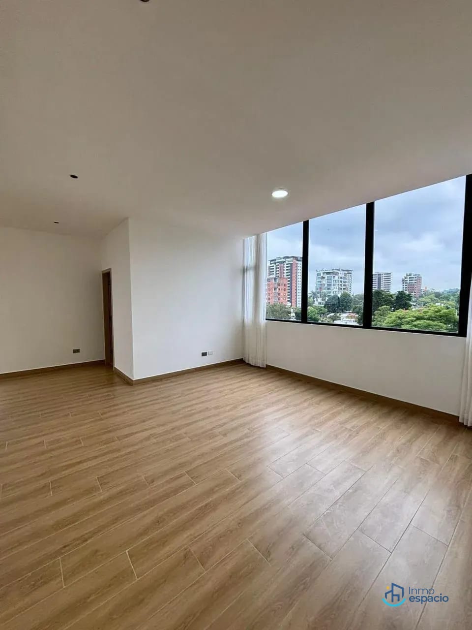 Apartamento en alquiler en Zona 15 VH2 — Apartamento en Alquiler en Vista Hermosa II, Zona 15, Guatemala, Ciudad — foto 5 de 12